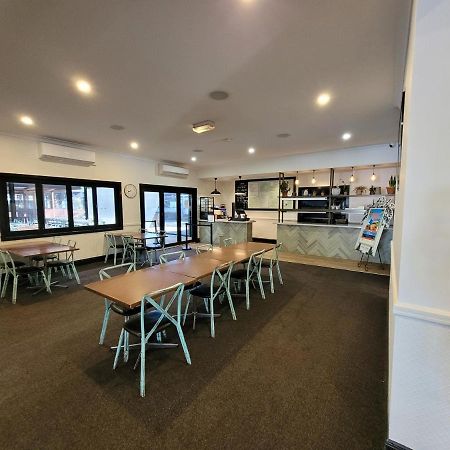 Palm And Pawn Motor Inn 와가와가 외부 사진